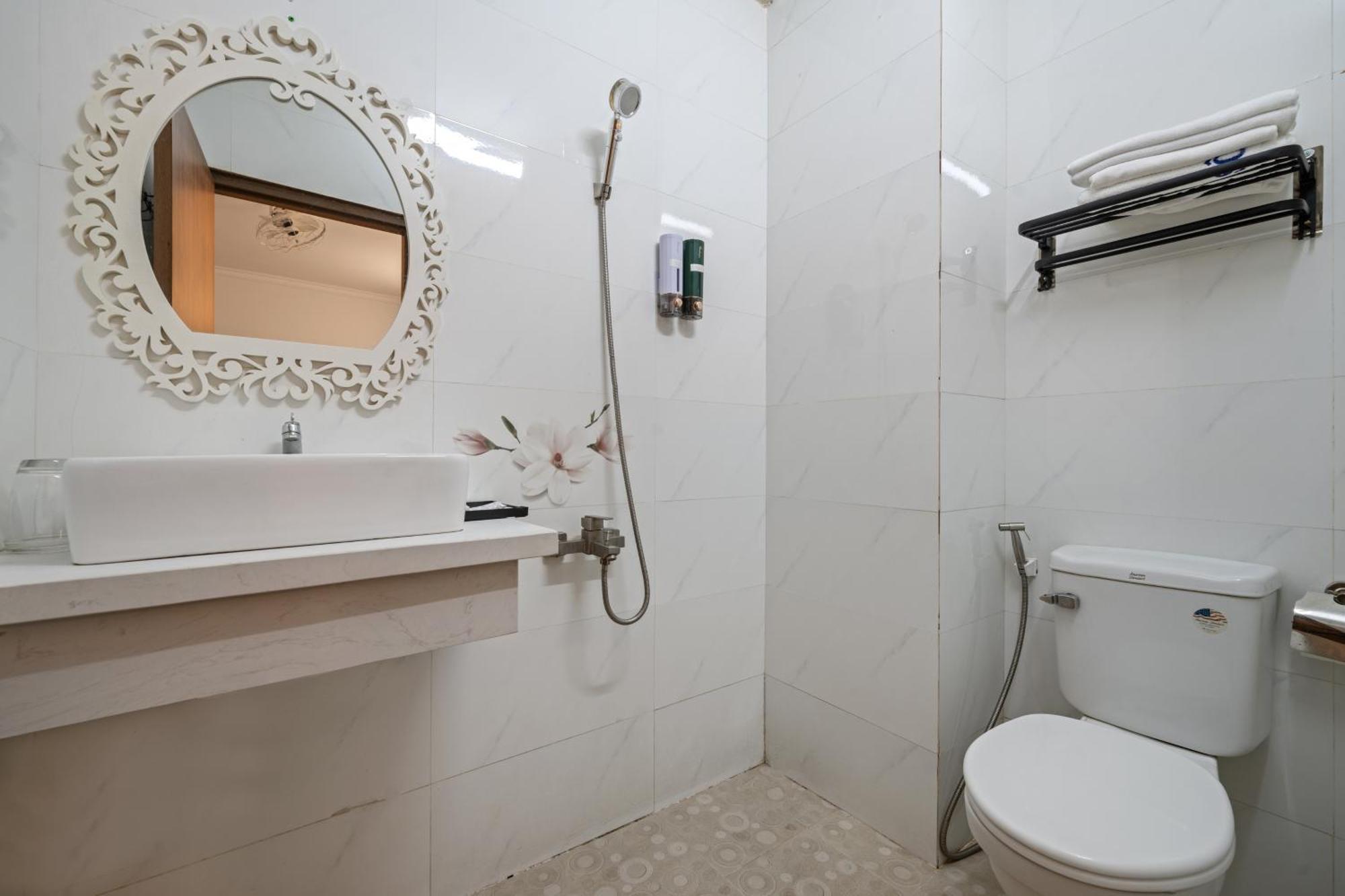 Hotel Khach San Nami Nha Trang Zewnętrze zdjęcie